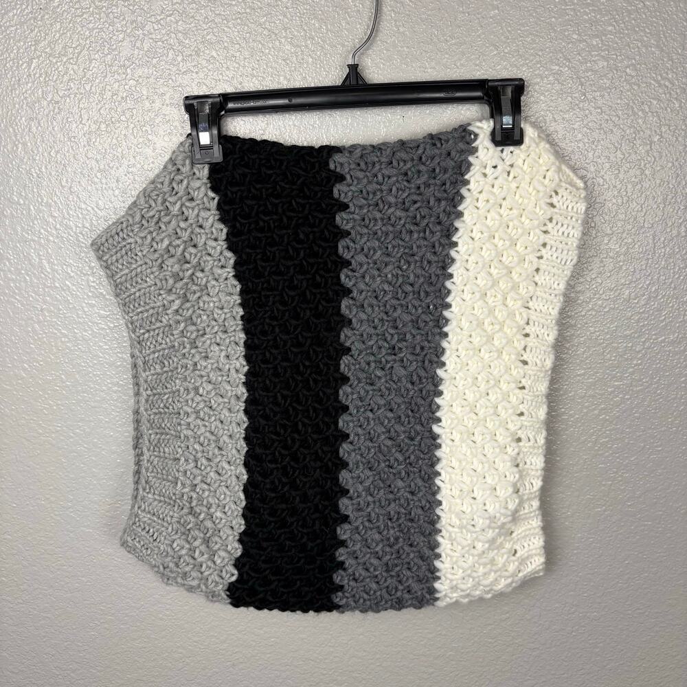 Mix It Crochet Multicolor White Grey Black Cowl Mobius Shawl Circle Looped Scarf